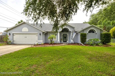 1520 S Tropical Trail Merritt Island FL 32952