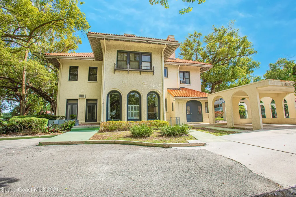 2400 Forrest Road Winter Park FL 32789