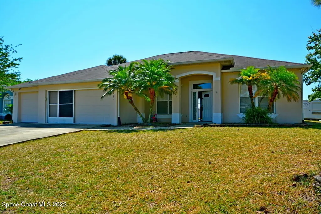 600 Brisbane Street NE Palm Bay FL 32907