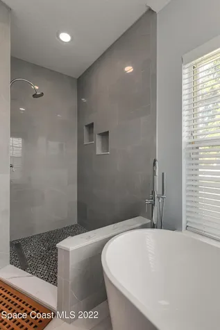 521 Maria Corte Indialantic FL 32903