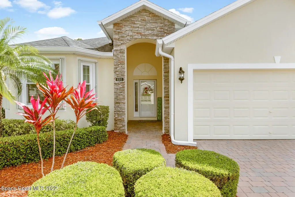 685 Remington Green Drive SE Palm Bay FL 32909