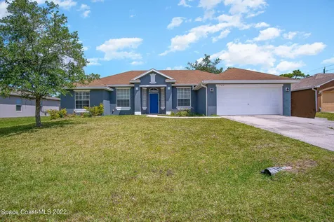 387 Cocoa Street SE Palm Bay FL 32909