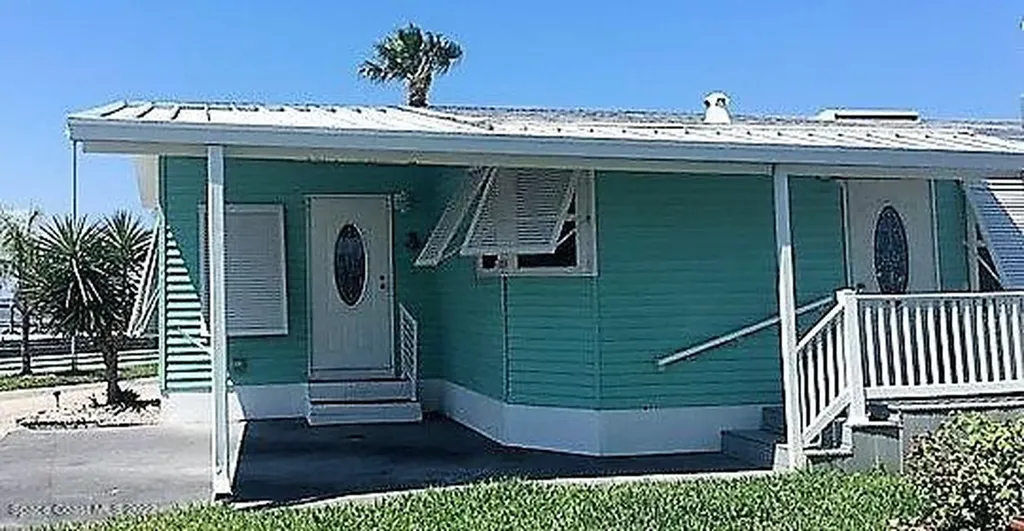 2796 Glory Circle Melbourne Beach FL 32951