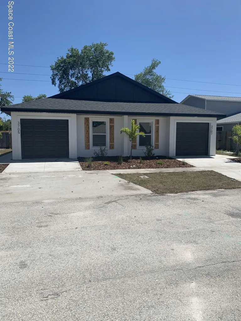 3705 W Malory Court Cocoa FL 32926