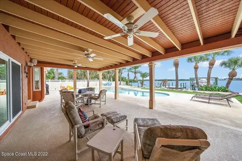 83 W Bay Drive Cocoa Beach FL 32931