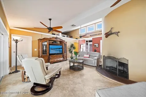 83 W Bay Drive Cocoa Beach FL 32931