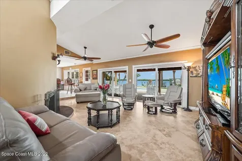 83 W Bay Drive Cocoa Beach FL 32931