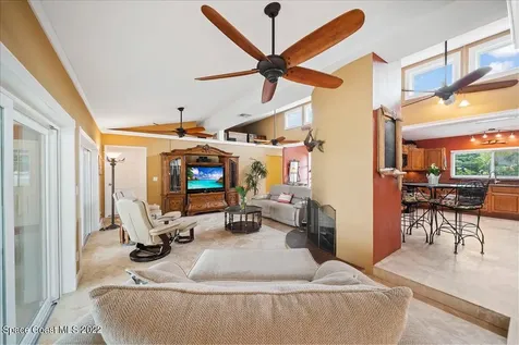 83 W Bay Drive Cocoa Beach FL 32931