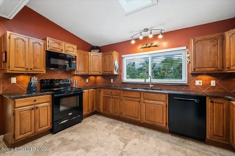 83 W Bay Drive Cocoa Beach FL 32931
