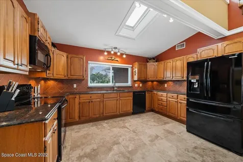 83 W Bay Drive Cocoa Beach FL 32931