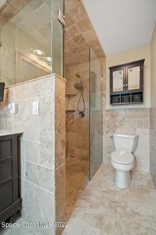 83 W Bay Drive Cocoa Beach FL 32931