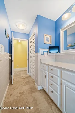 83 W Bay Drive Cocoa Beach FL 32931
