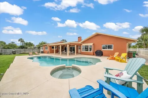 83 W Bay Drive Cocoa Beach FL 32931