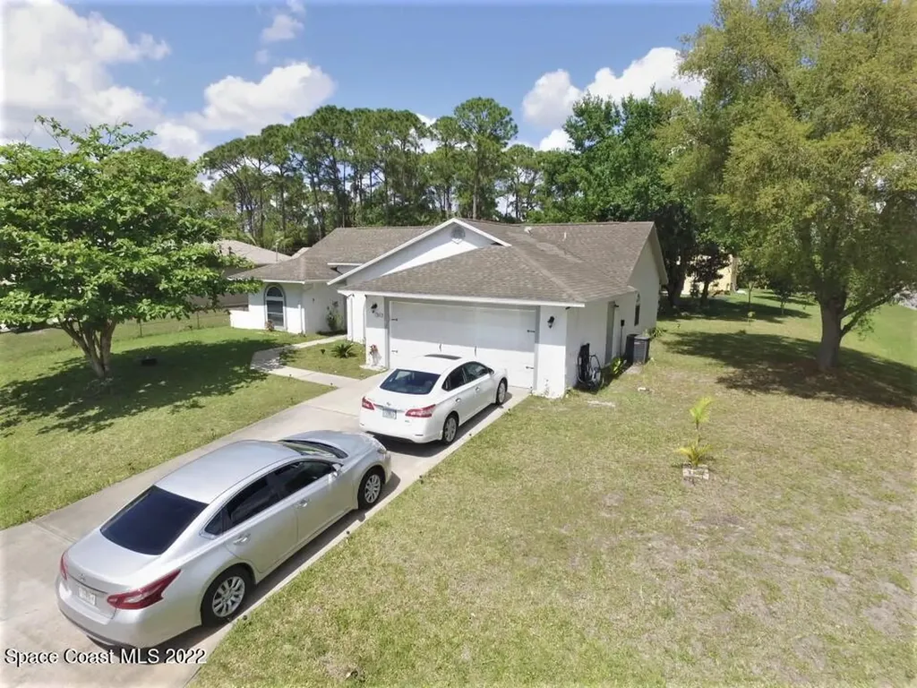 1203 Giralda Circle NW Palm Bay FL 32907
