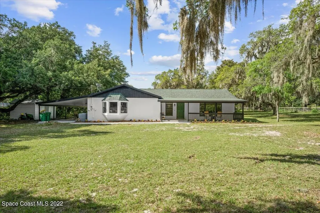 3555 Montgomery Road Mims FL 32754