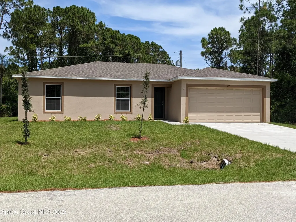 217 Deeyan Avenue NW Palm Bay FL 32907