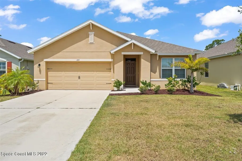 285 Moray Drive SW Palm Bay FL 32908