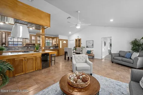 792 Corona Avenue NE Palm Bay FL 32907