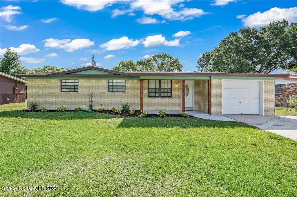 925 N Singleton Avenue Titusville FL 32796
