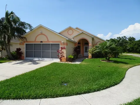 2465 Hidden Pine Lane NE Palm Bay FL 32905