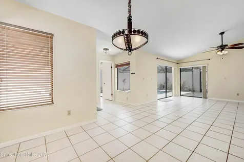 321 Country Walk Street Melbourne FL 32940