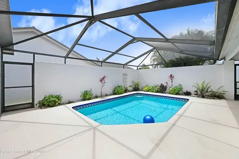 321 Country Walk Street Melbourne FL 32940