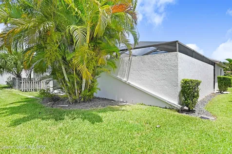 321 Country Walk Street Melbourne FL 32940
