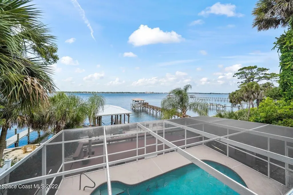 801 Grandview Drive Merritt Island FL 32952
