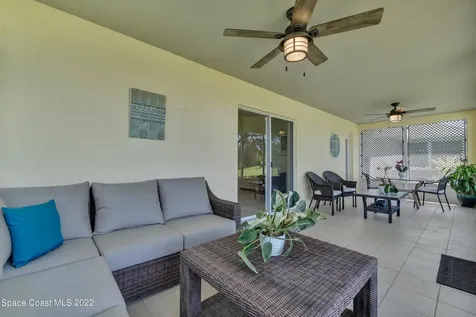 1637 La Maderia Drive SW Palm Bay FL 32908