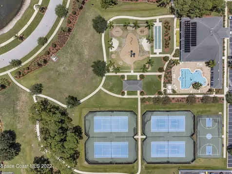 1637 La Maderia Drive SW Palm Bay FL 32908