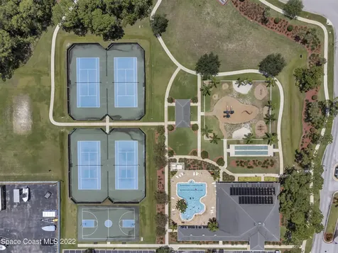 1637 La Maderia Drive SW Palm Bay FL 32908