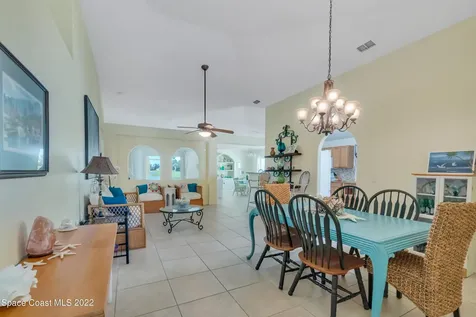1637 La Maderia Drive SW Palm Bay FL 32908