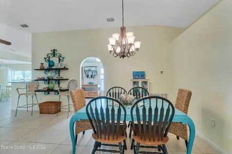 1637 La Maderia Drive SW Palm Bay FL 32908