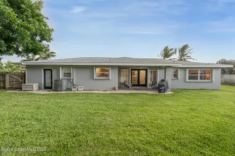 407 Hibiscus Trail Melbourne Beach FL 32951