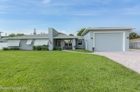 407 Hibiscus Trail Melbourne Beach FL 32951