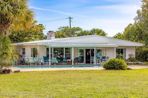 87 W Bay Drive Cocoa Beach FL 32931