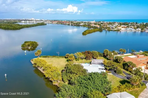 87 W Bay Drive Cocoa Beach FL 32931