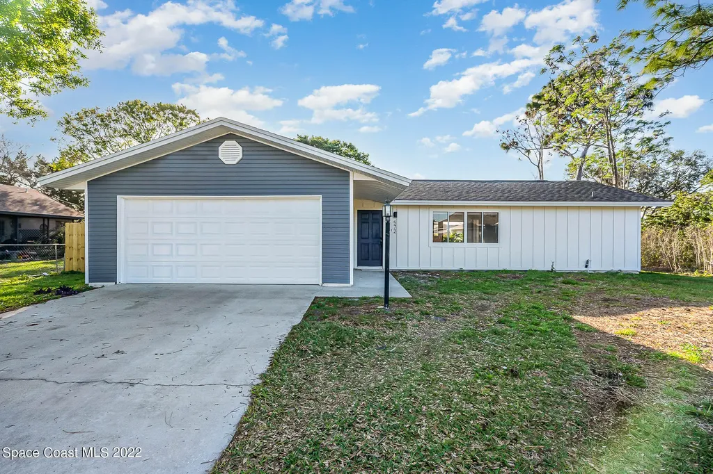 572 Elwood Avenue NE Palm Bay FL 32907