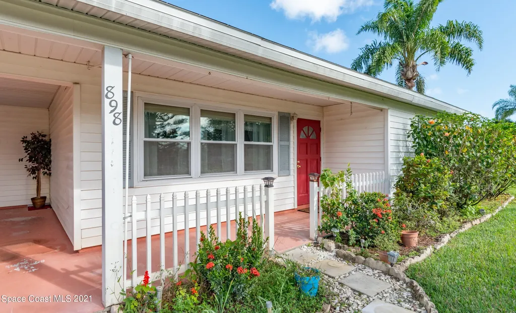 898 Haverhill Avenue Sebastian FL 32958