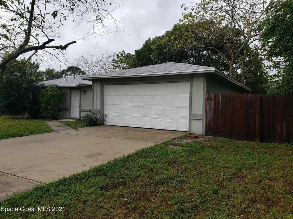 1050 Eldron Boulevard SE Palm Bay FL 32909