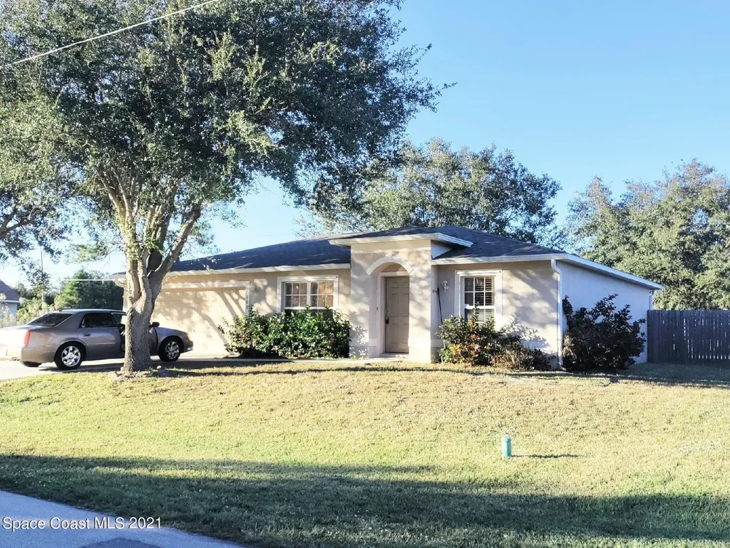 409 Bougainvillea Street NW Palm Bay FL 32907