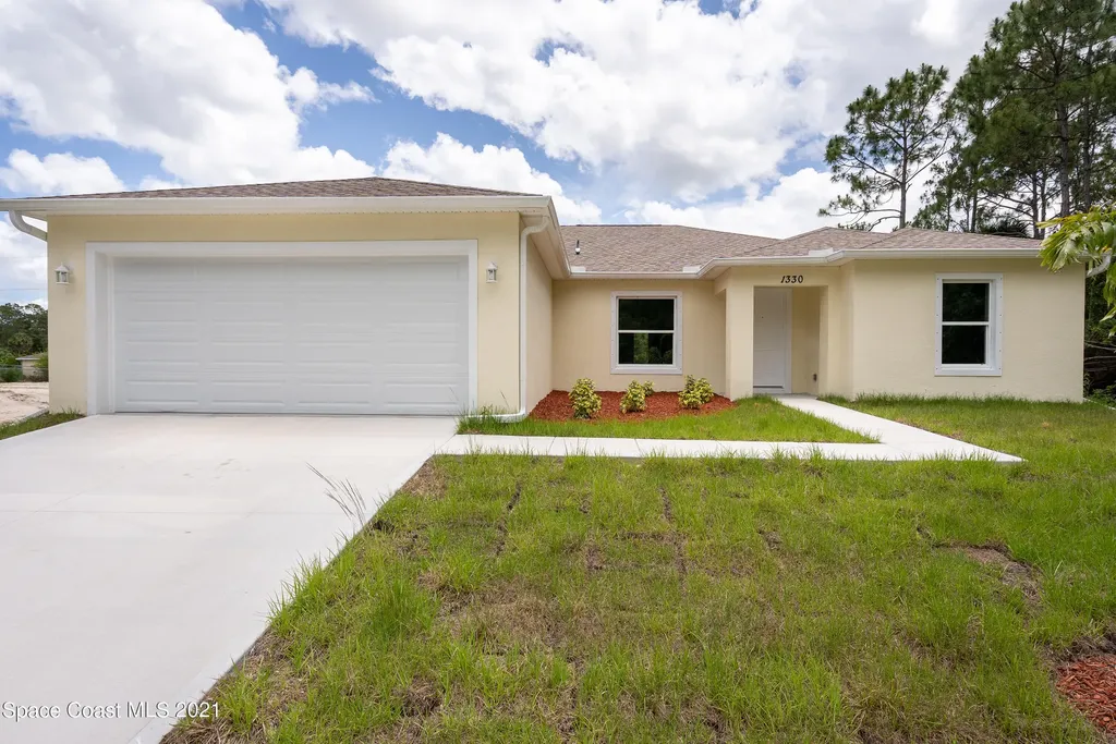 950 Douglas Street SE Palm Bay FL 32909