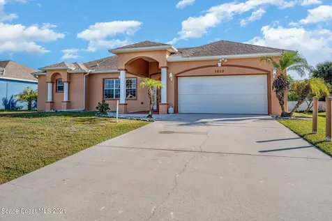 1619 Amador Avenue NW Palm Bay FL 32907