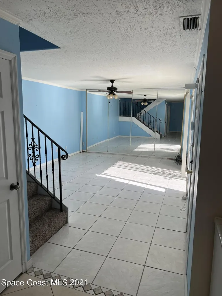 1511 Vista Oaks Circle NE Palm Bay FL 32905