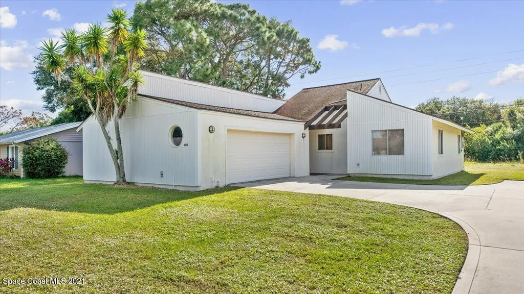 2100 Kent Street NE Palm Bay FL 32907