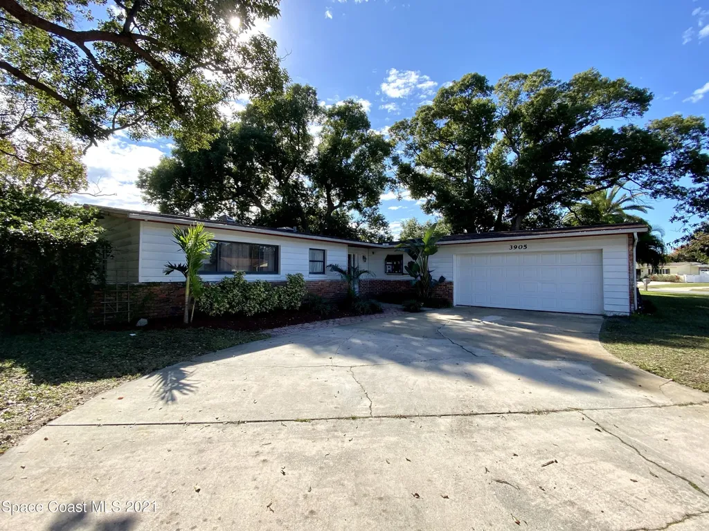 3905 Lejune Avenue Titusville FL 32780