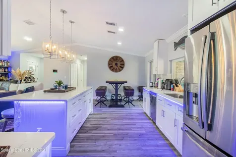 914 Mina Avenue NE Palm Bay FL 32907