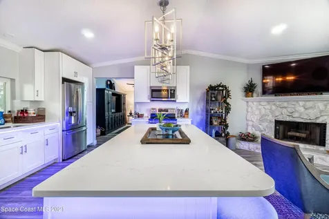 914 Mina Avenue NE Palm Bay FL 32907