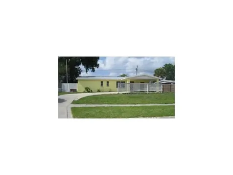 2743 Fountainhead Boulevard Melbourne FL 32935