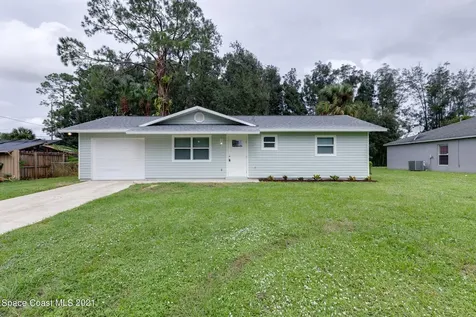 381 Wellwood Street SW Palm Bay FL 32908
